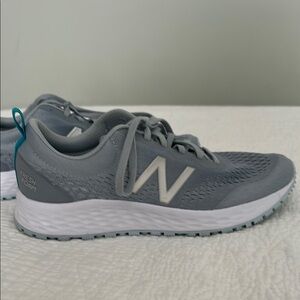 New Balance Arishiv3 Sneakers - Slip resistant soles